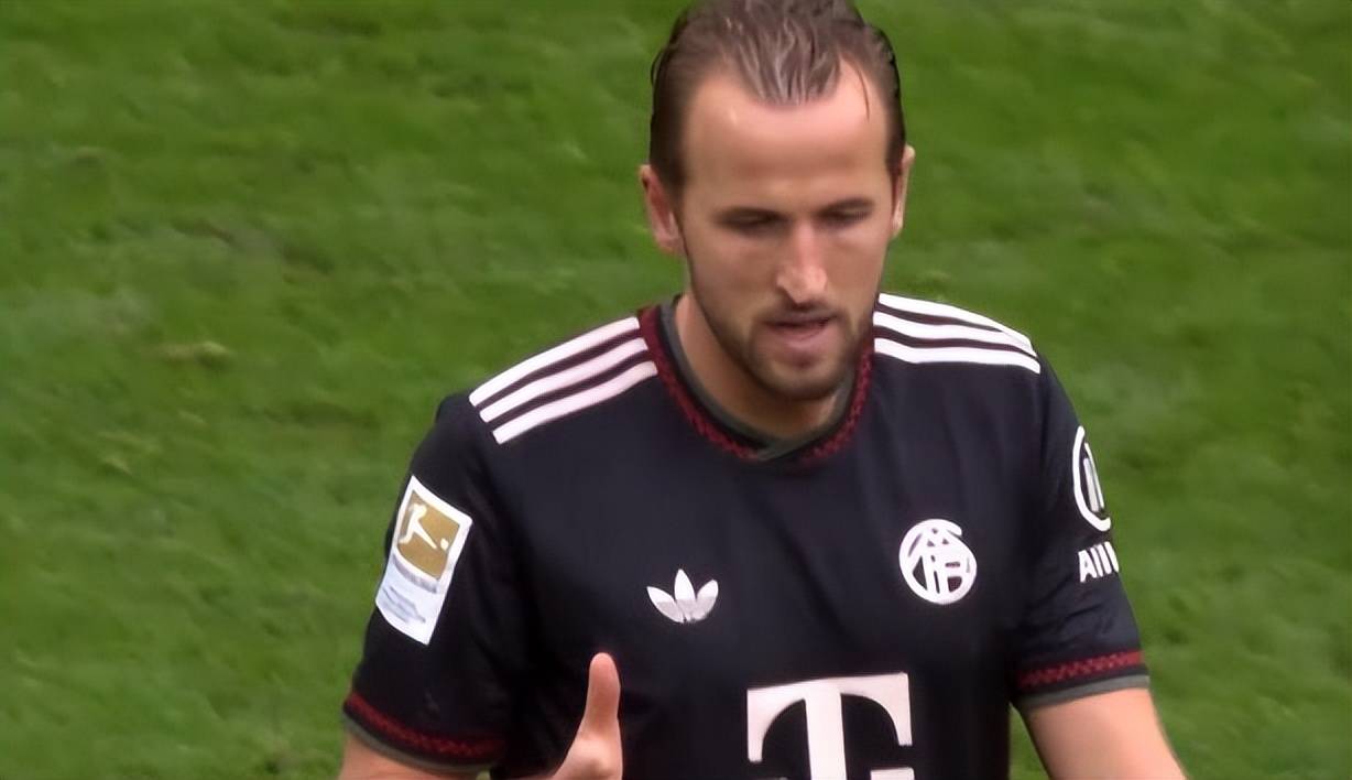 拜仁8轮封王，27-1狂胜克星，德甲争冠只剩一个问号。